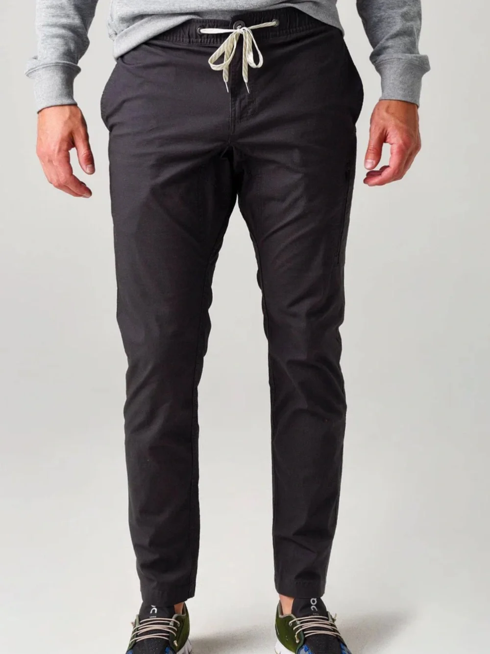 Vuori Ripstop Climber Pants in Charcoal